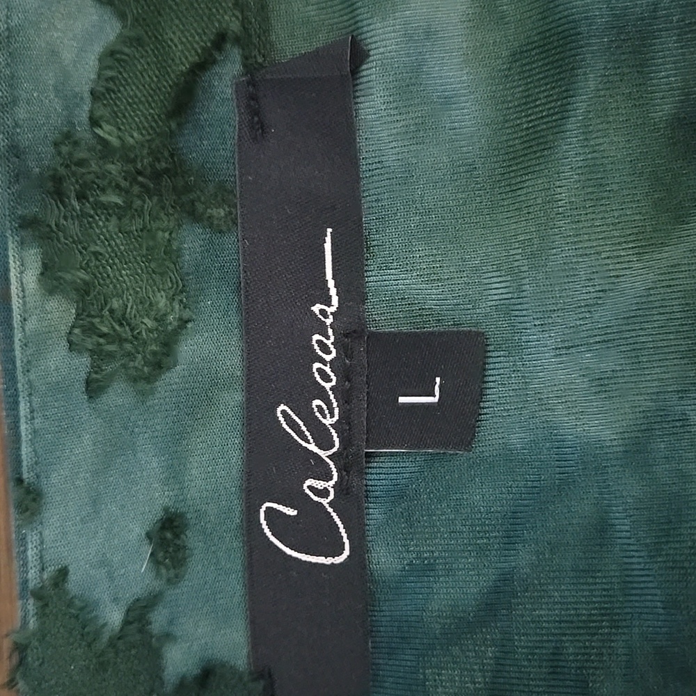 CALESSA Velvet Burnout Tie-Dye Split V-Neck Wrist Length Sleeve Tunic SZ LARGE - Picture 11 of 13